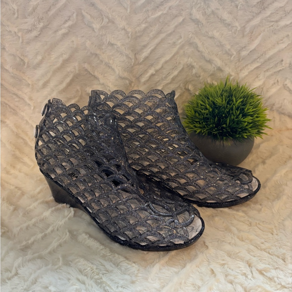 Elegant Women's Black Wedge Shoes